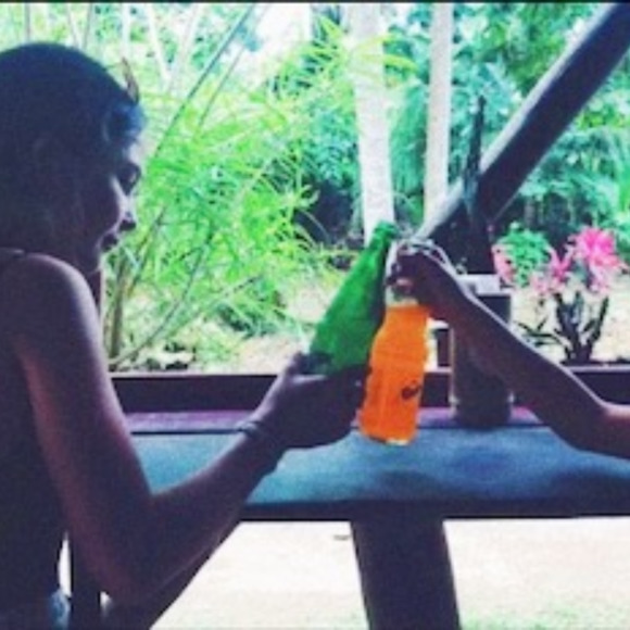 Meet your Posher, A_ - Picture 1 of 1